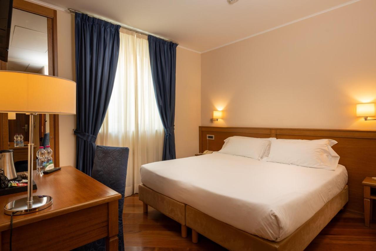 Hotel Iris Genova Esterno foto