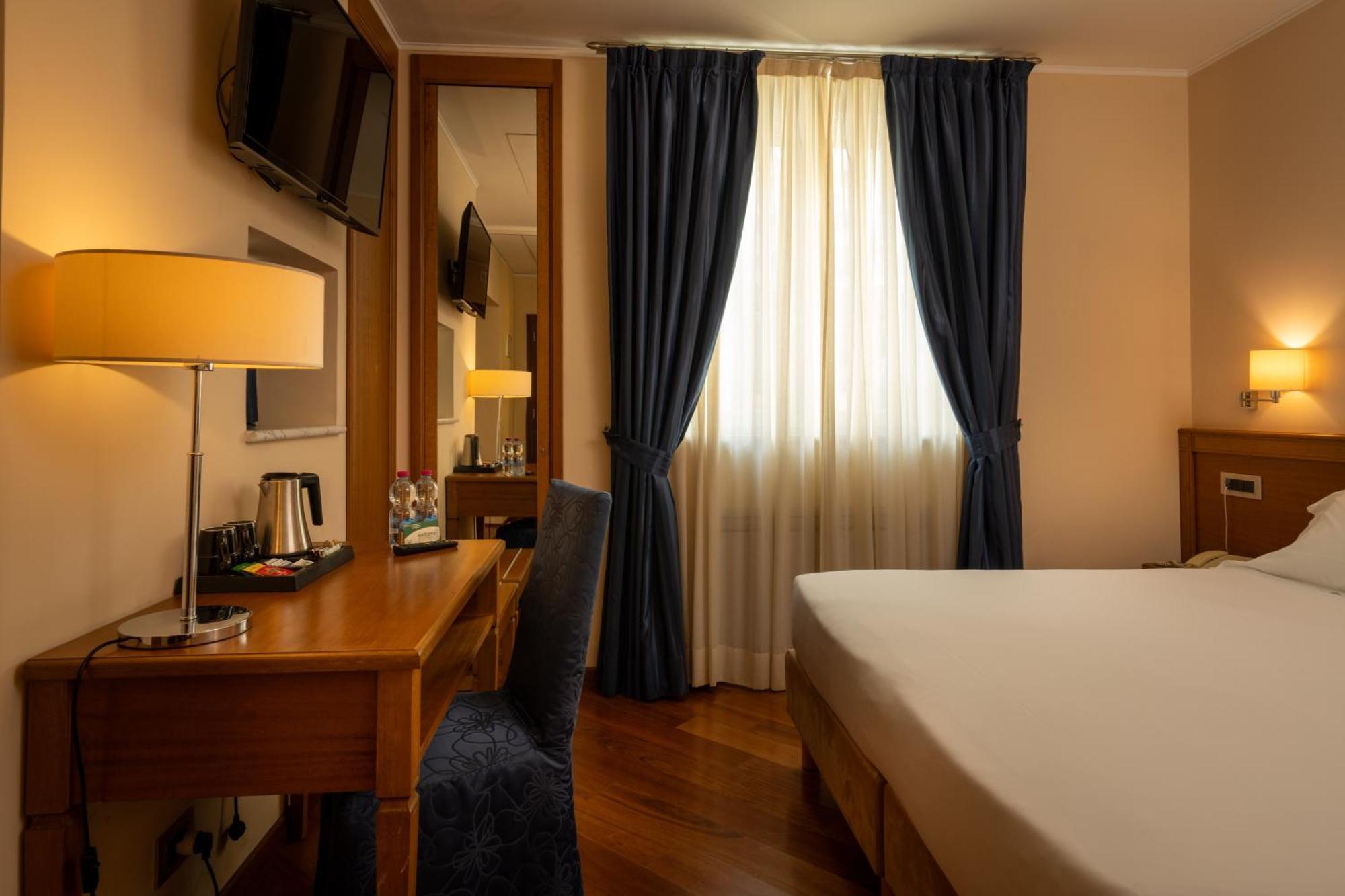 Hotel Iris Genova Esterno foto