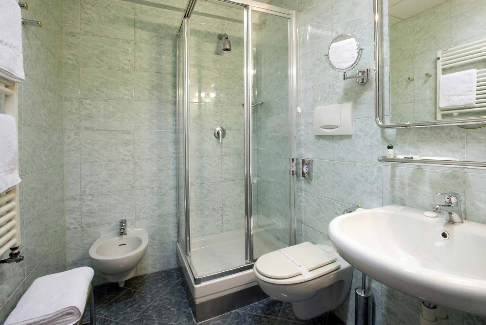 Hotel Iris Genova Esterno foto