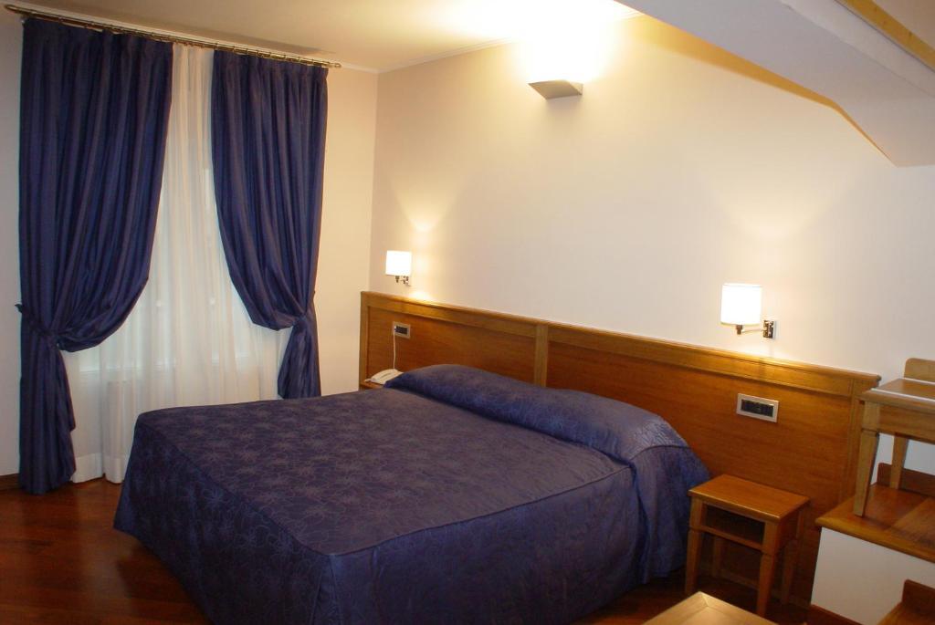 Hotel Iris Genova Esterno foto